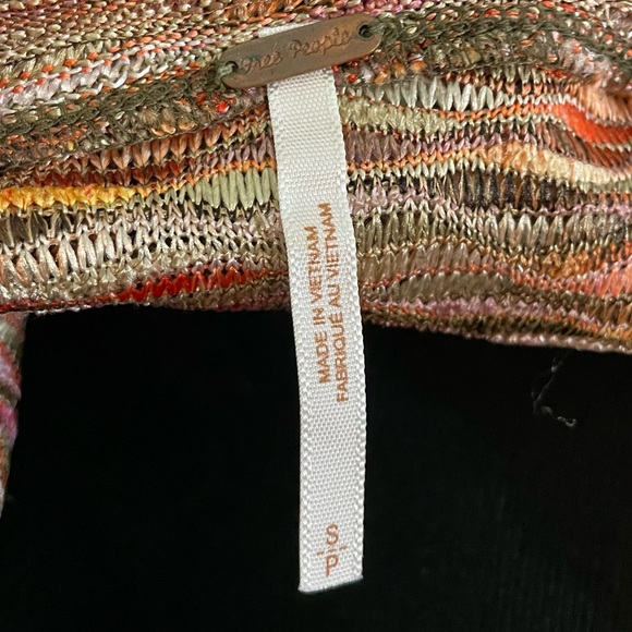 FREE PEOPLE MULTICOLORED TEXTURED SHORT SLEEVE TOP SHIRT SIZE SMALL - Picture 7 of 7